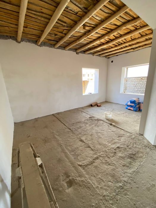 Uchaska 2.5 sotix keles mosti yonida