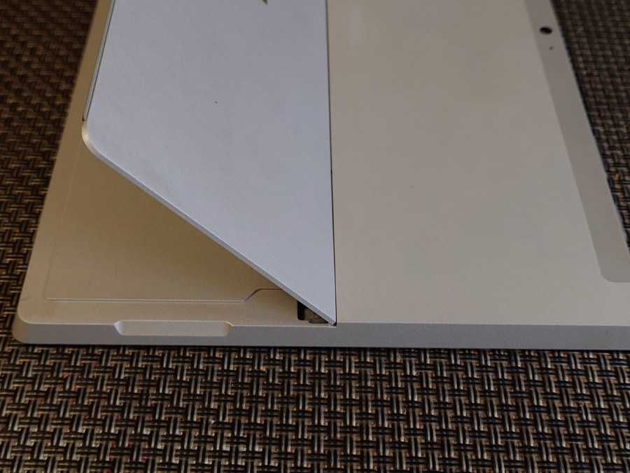 Tableta Microsoft Surface 3 + dock original