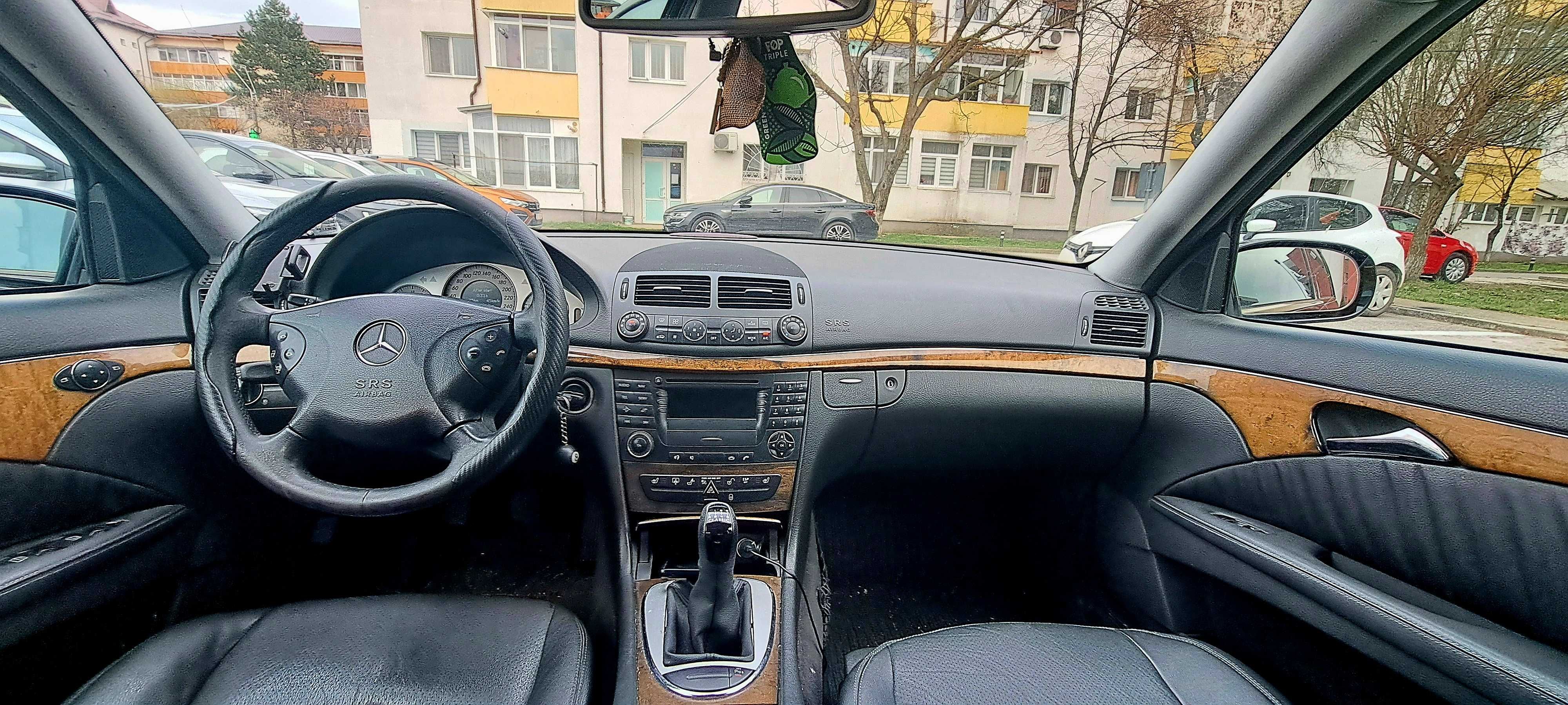 Mercedes-Benz E220 CDI
