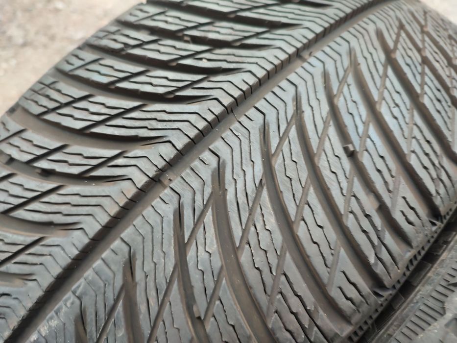 205/40/18" 2бр Michelin pilot alpin 5,dot2421,7mm