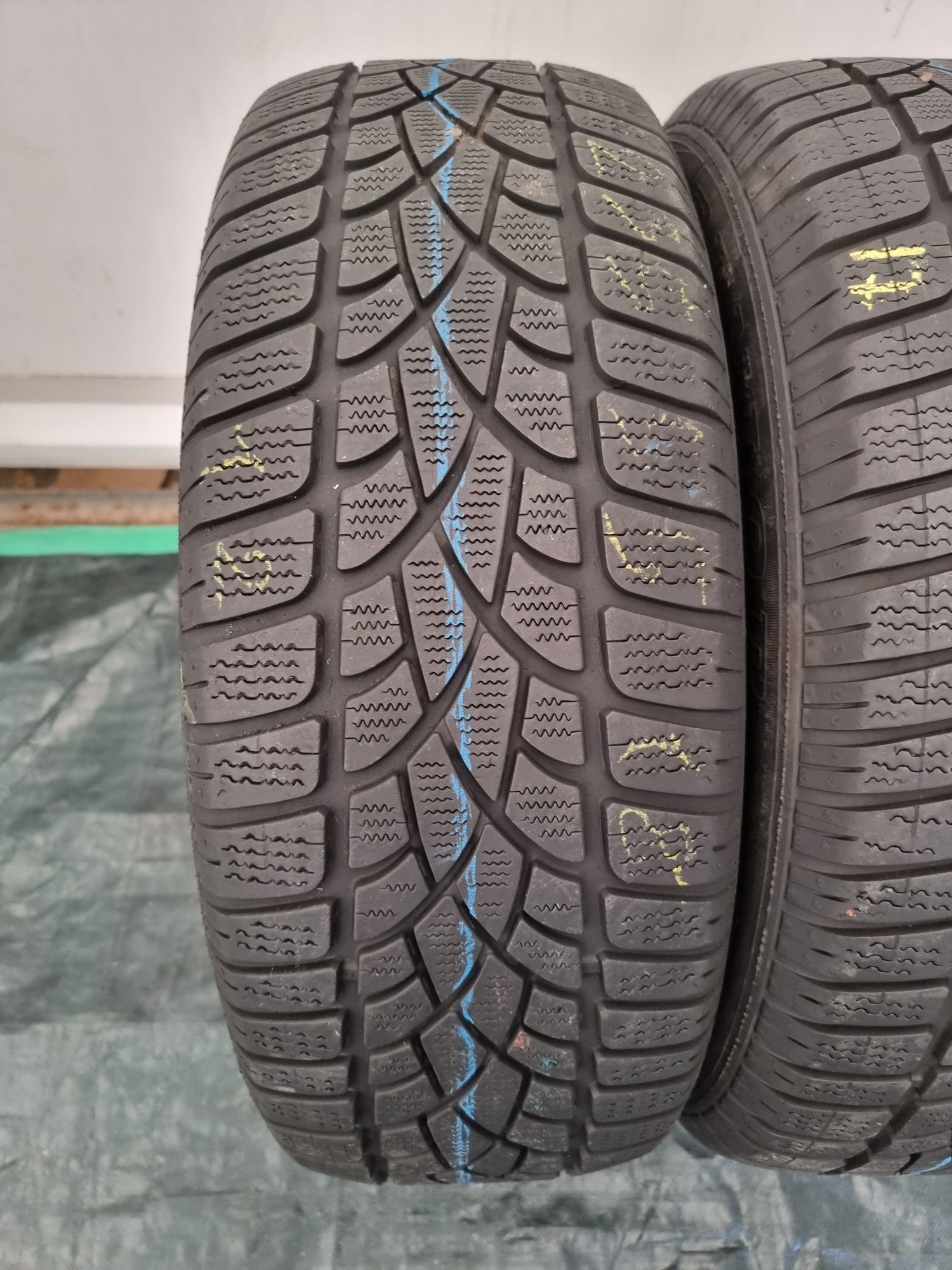 235.55.18 dunlop m+s