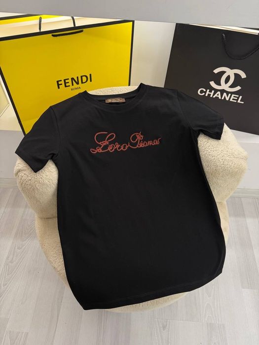 Тениски Ами и др.