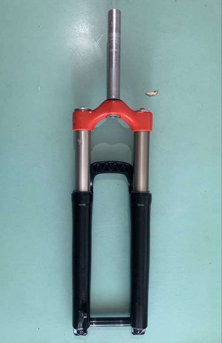 Fox ,Manitou ,Rockshox ,Marzocchi