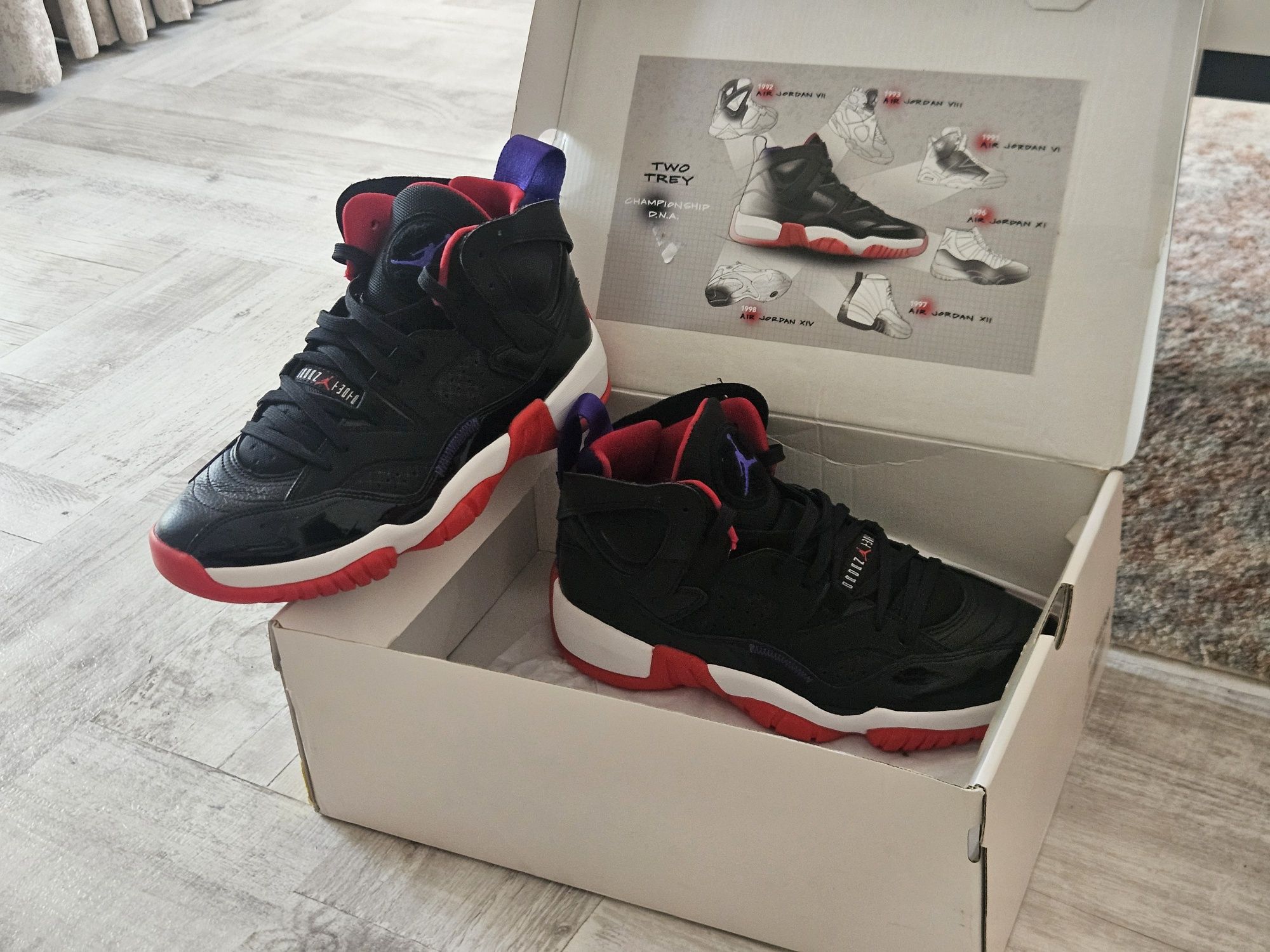 Air Jordan sneakers WMNS JUMPMAN TWO TREY