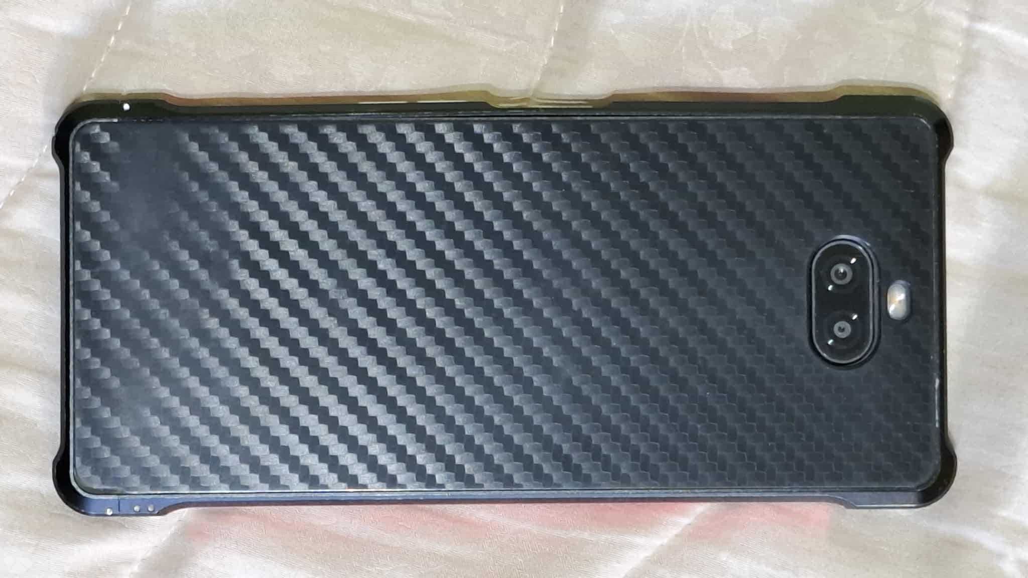 Продавам Sony Xperia 10