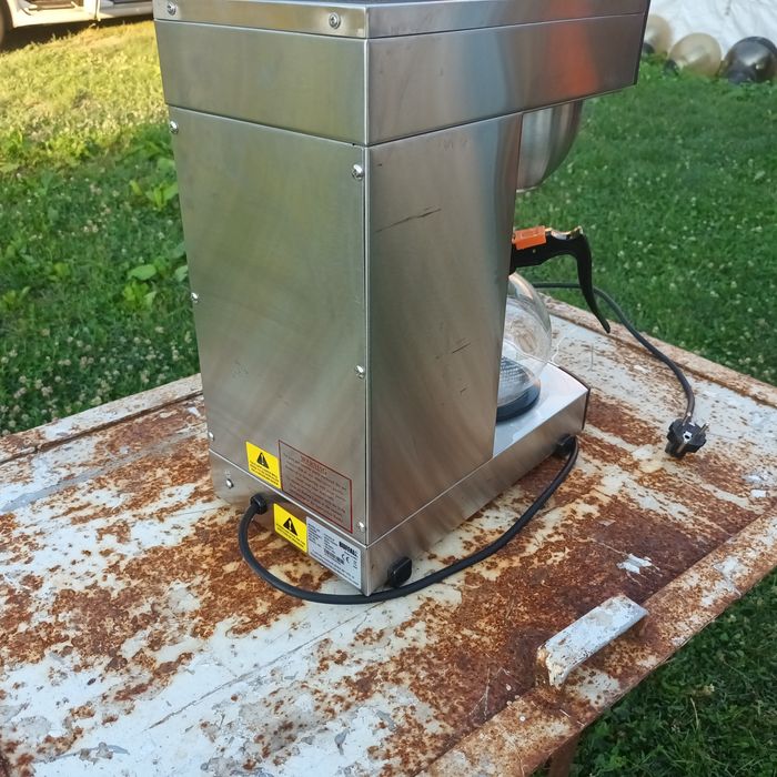 Aparat de cafea profesional Buffalo Drip, CW305