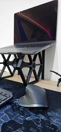 Suport laptop Tie Fighter Printat 3D