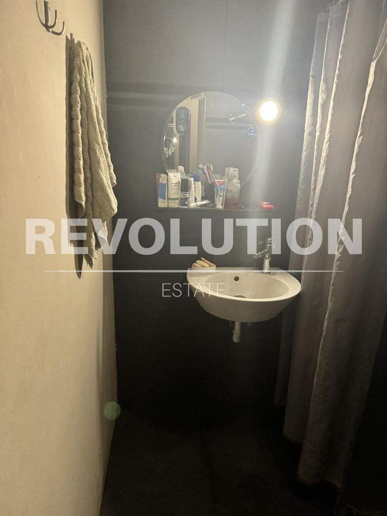 Дава се под наем Етаж от къща в Варна, Виница - 100 кв.м за 750 € - Снимка #7