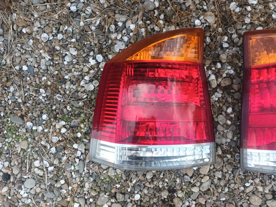 ляв и десен стоп оранжев мигач за опел вектра ц седан OPEL VECTRA C