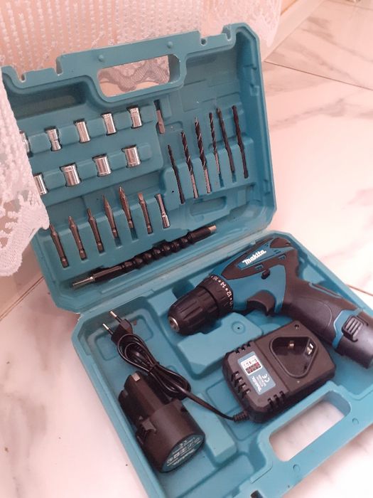 39лв  чисто нов ВИНТОВЕРТ на makita пишете или се обадете