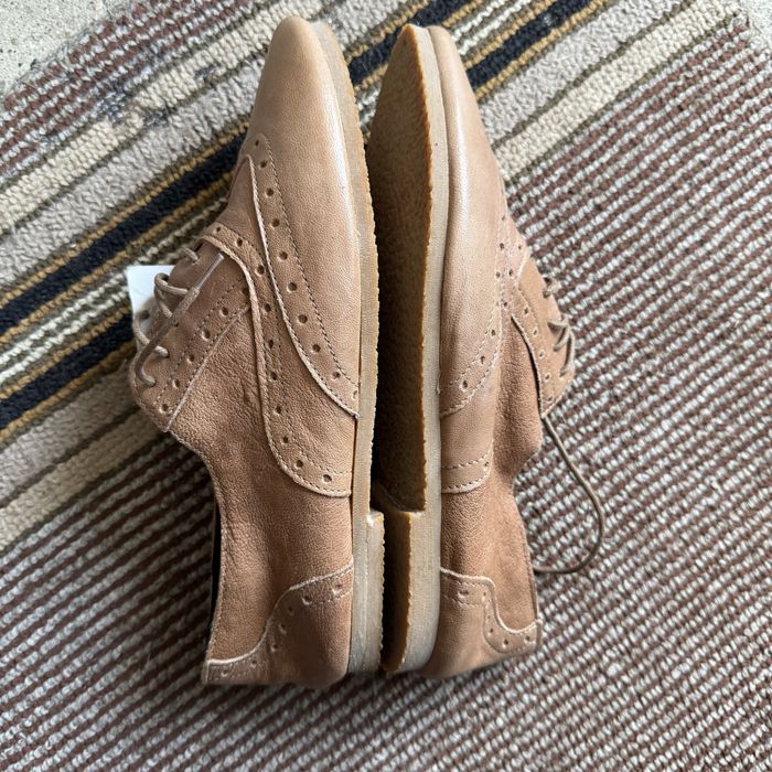 Обувки OVYE от естествена кожа НОВИ