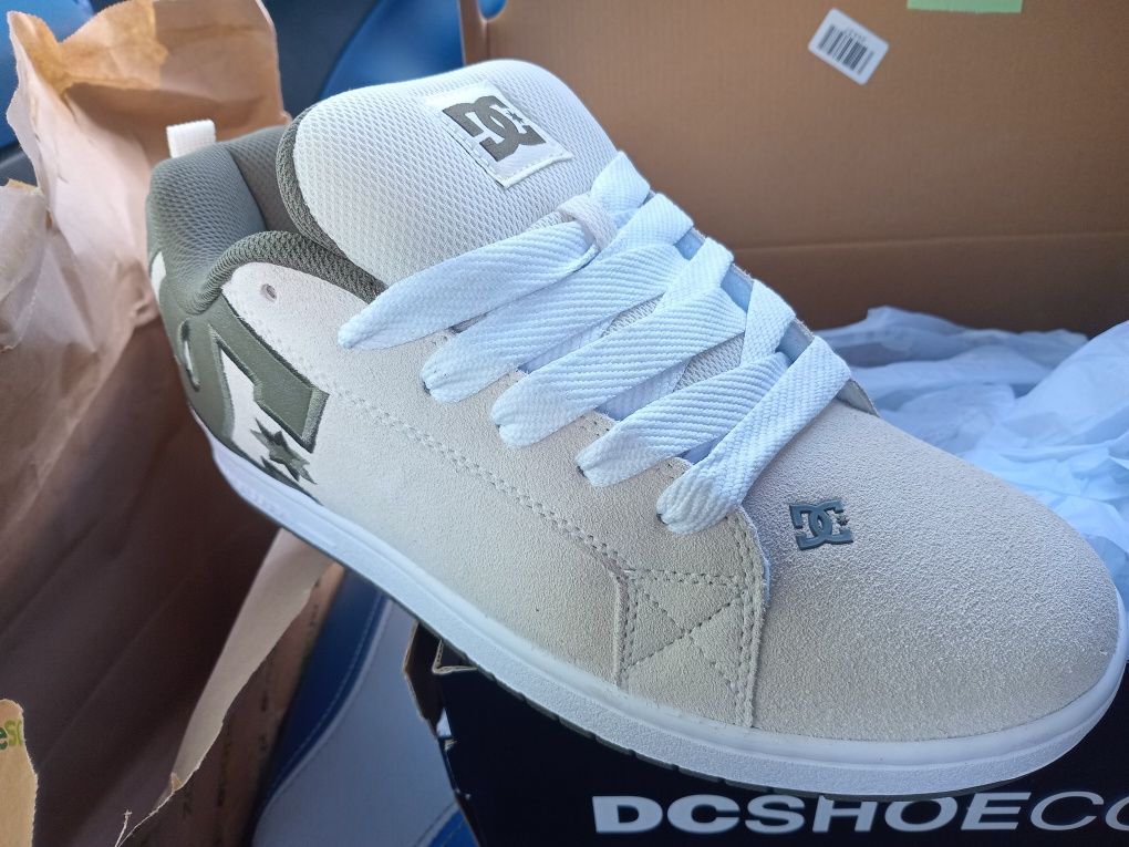 Кецове  shoes  44