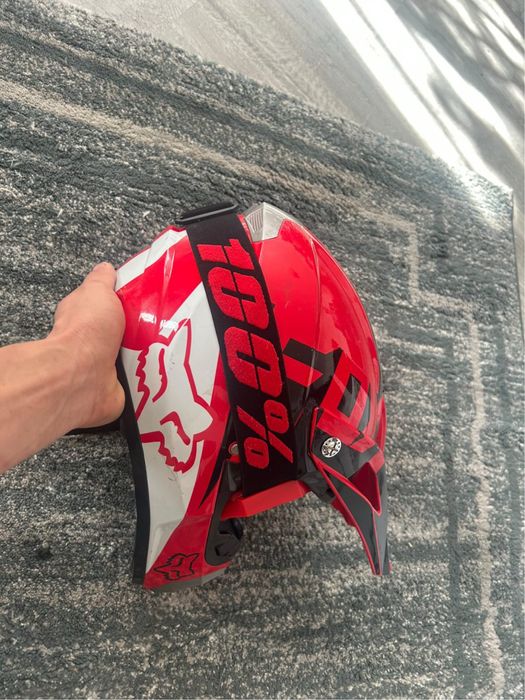 Vând schimb cizme si cască