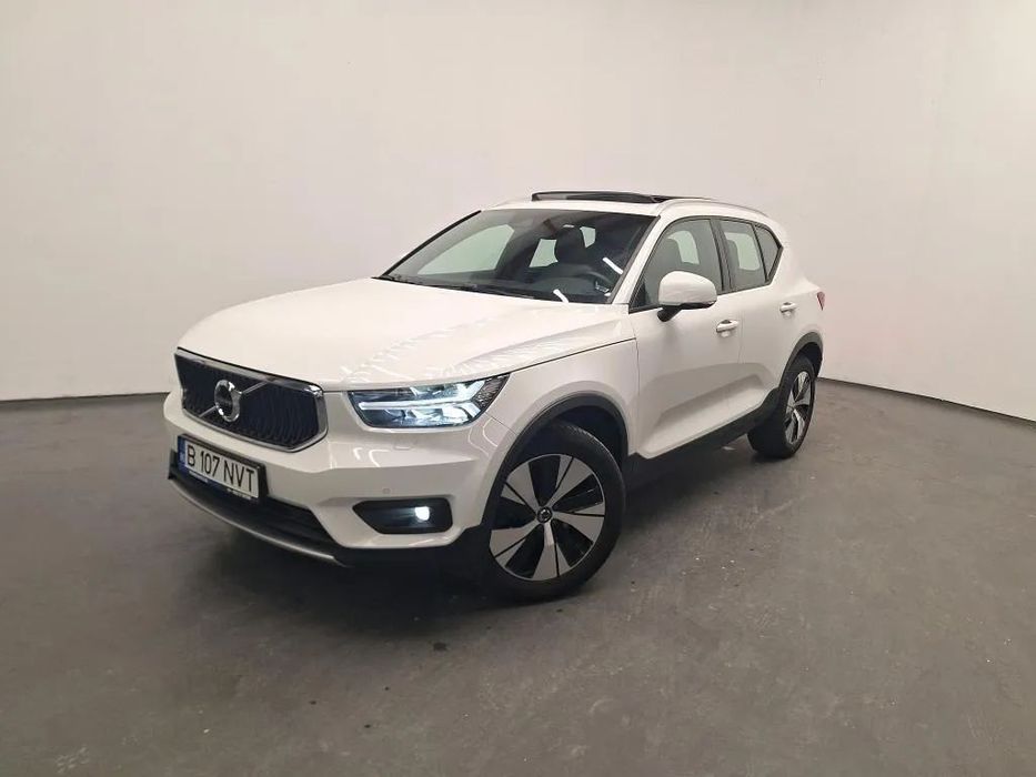 Volvo XC 40 Volvo Xc40 2.0 B4 P Mhev Momentum Auto