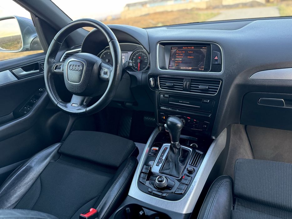 Audi Q5 2.0 TDI 170 CP S-Line 2011 Qoattro IMPECABIL