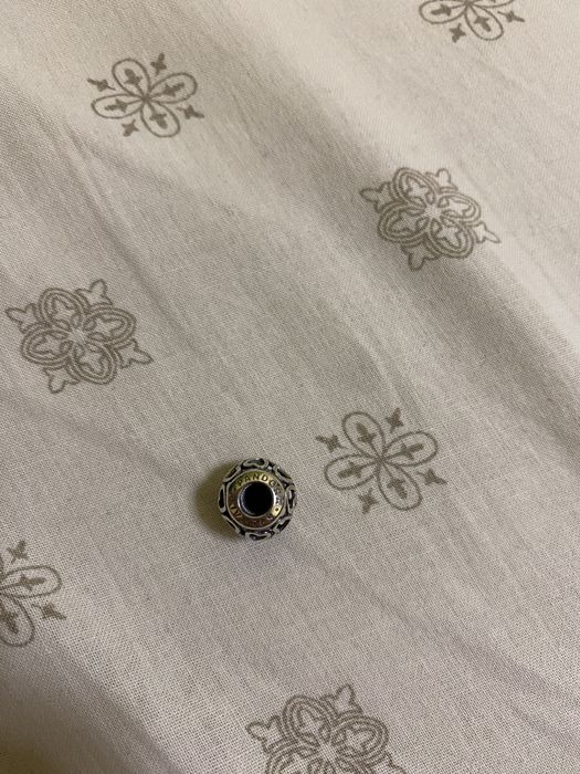 Vand talismane pandora