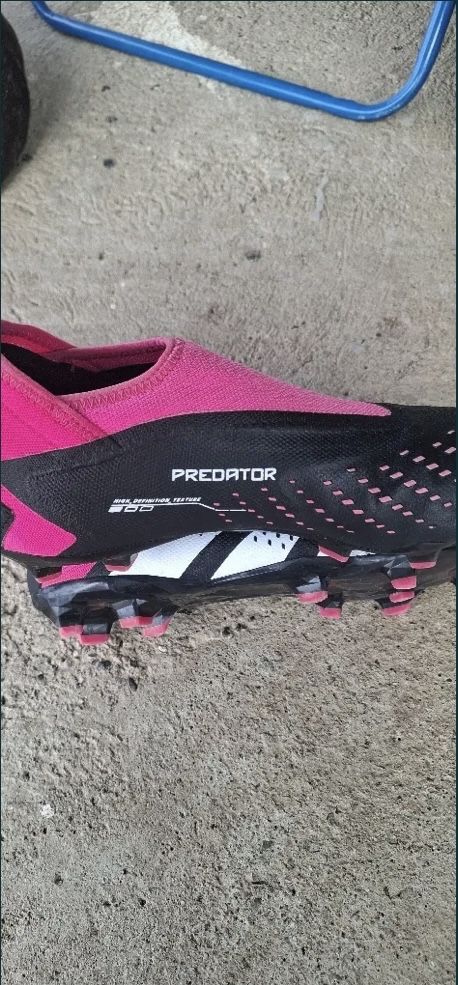 Бутонки Adidas Predator
