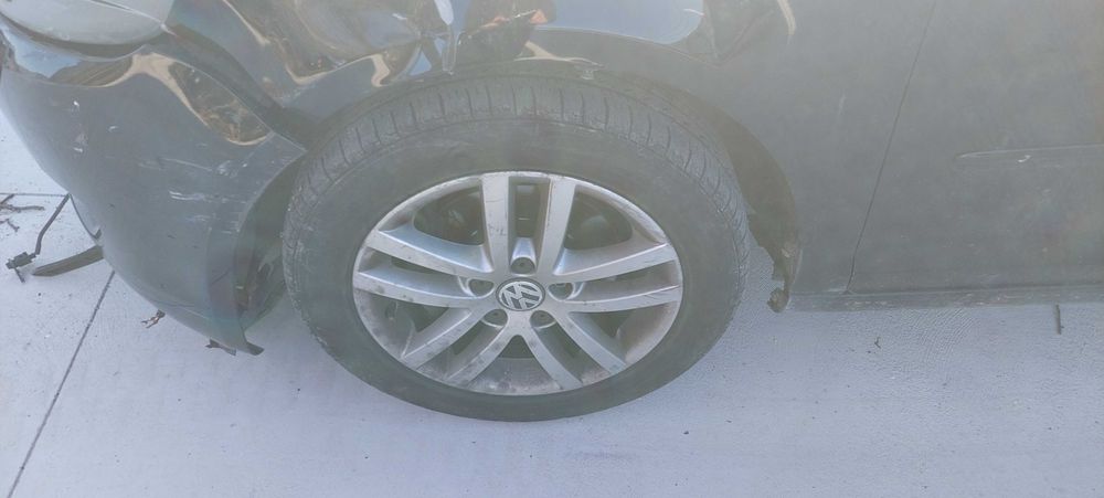 VW Golf Plus 2.0 TDI, Фолксваген Голф Плюс на части!
Април 2010