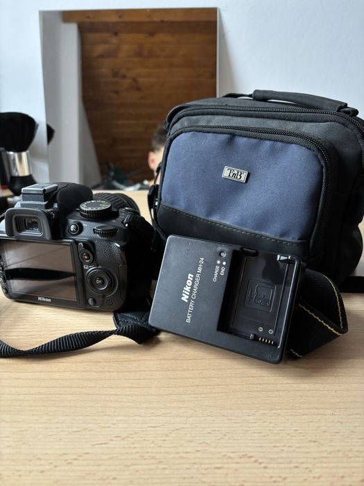 Nikon d3100 cu geanta