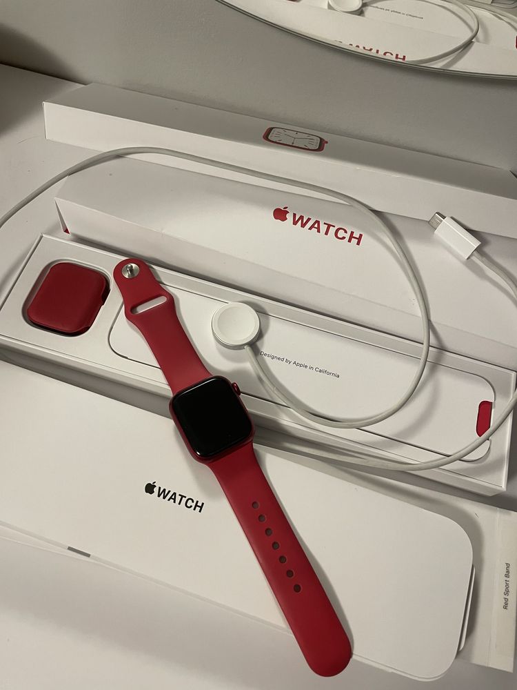 Apple watch 7 series 41mm red