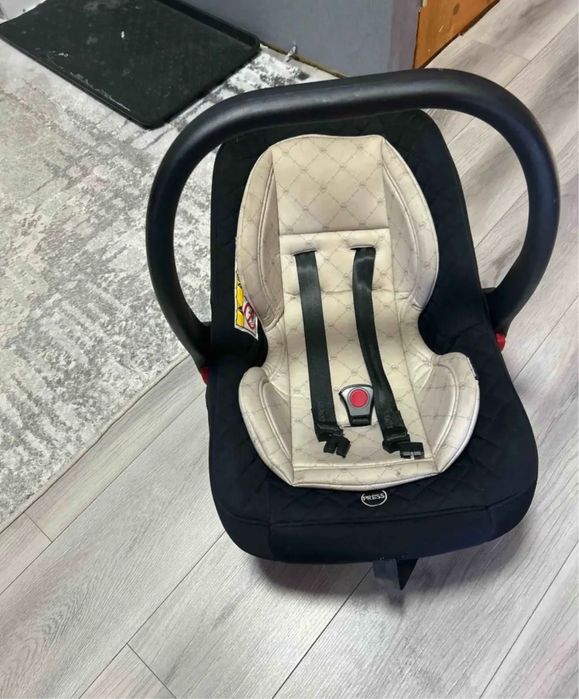 Продам автолюльку