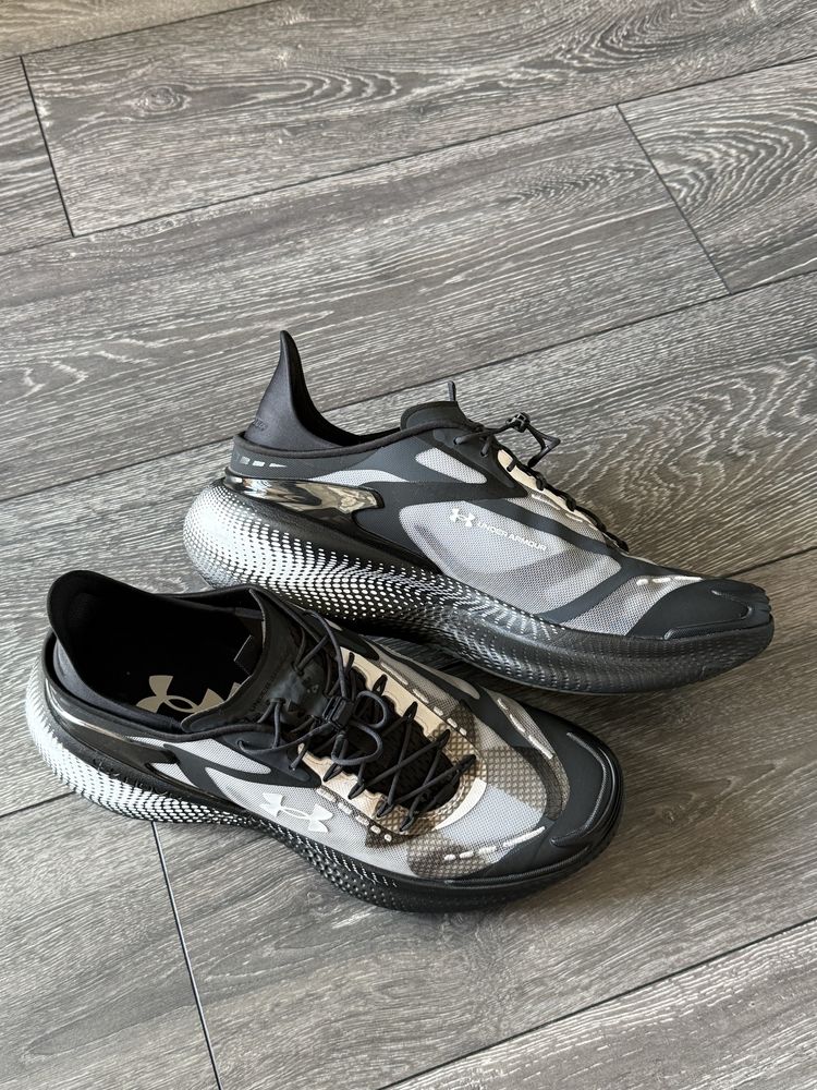 Under Armour hovr 44н