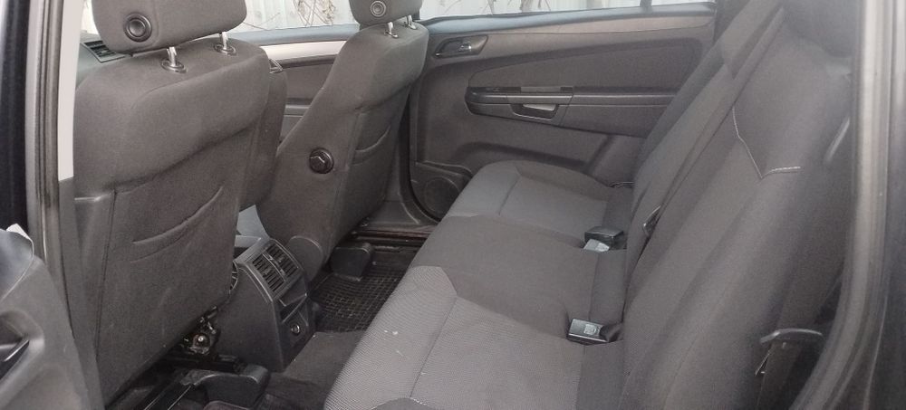 Vând Opel Zafira 7locuri