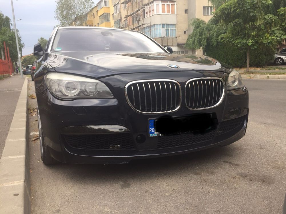 BMW 750Li 4.4 407 HP