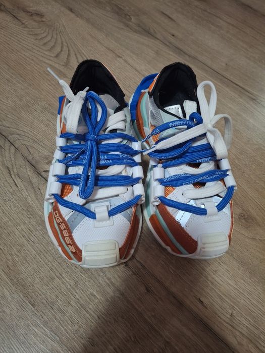 Adidași Dolce&Gabana noi