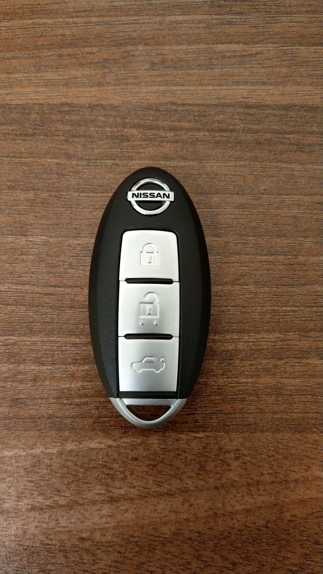 Carcasa cheie Nissan cu 3 butoane