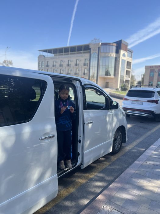 Матор каропка сатылады ALPARD 3,5 обьем,2010 год