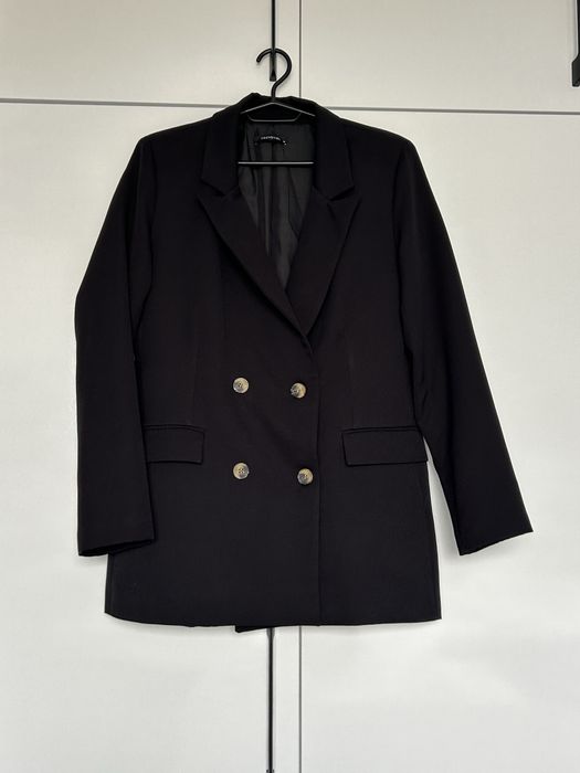 Черно сако от трендьол