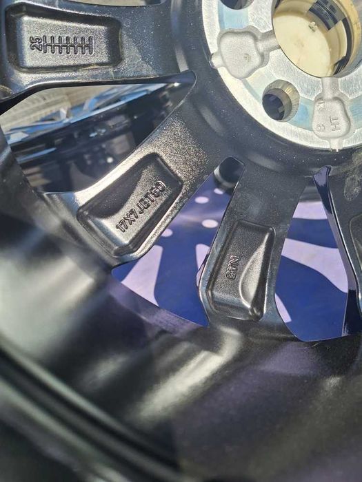 Jante Toyota Yaris Cross 7.0x17 et 50 5x114,3