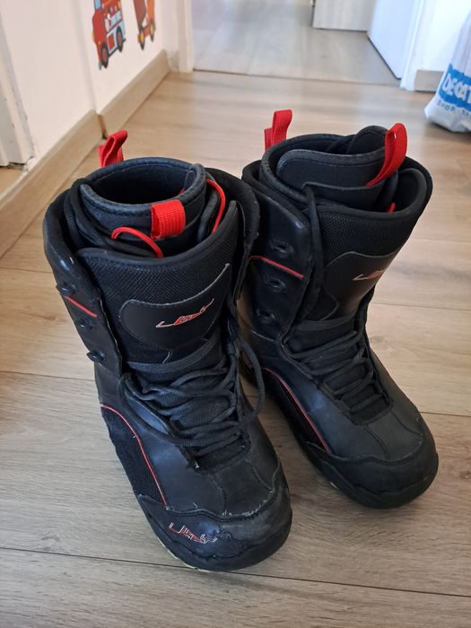 Boots pentru snowboard