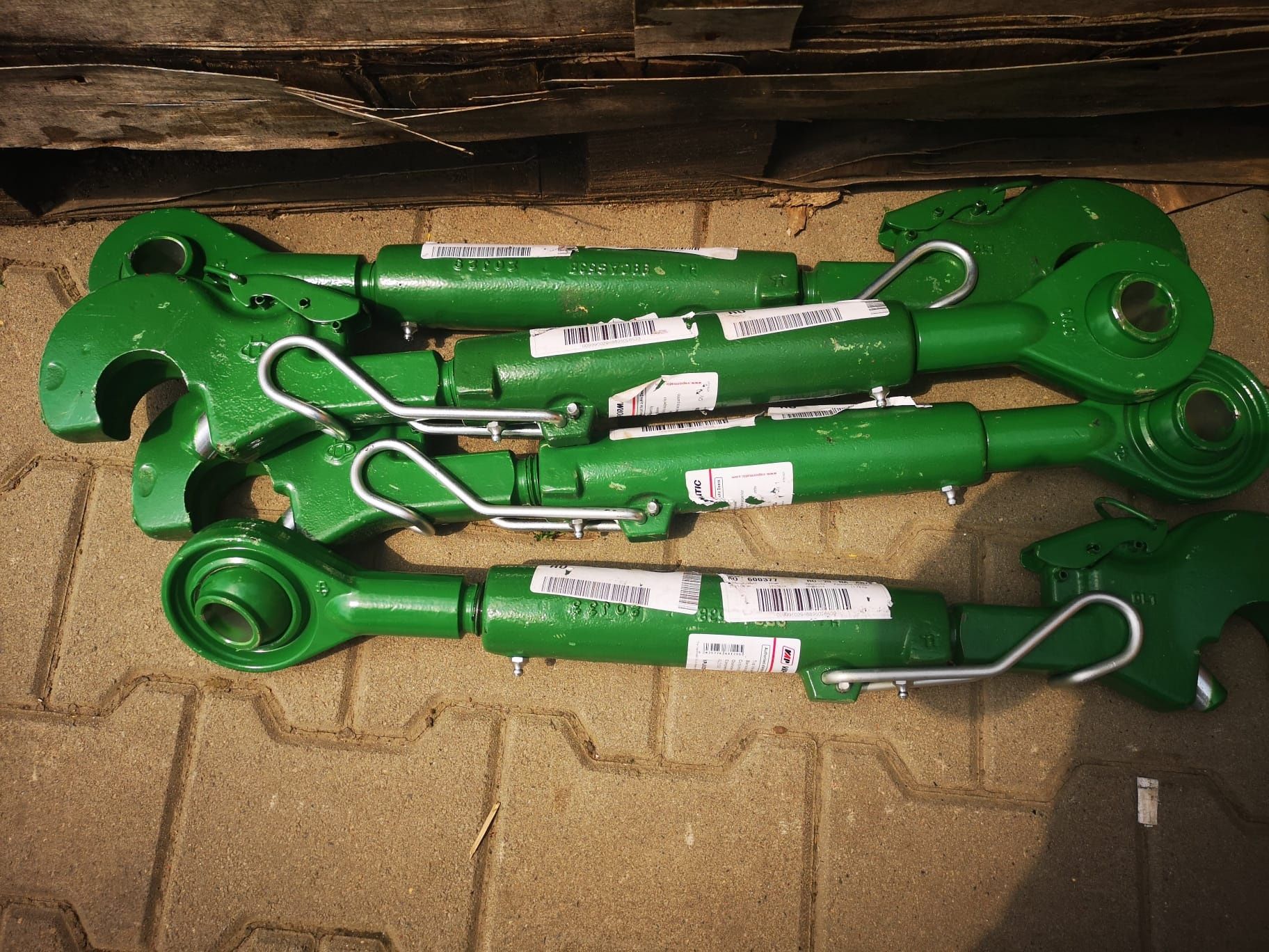 Tirant central cu cioc catg 3 diametru bila 32mm original john deere v