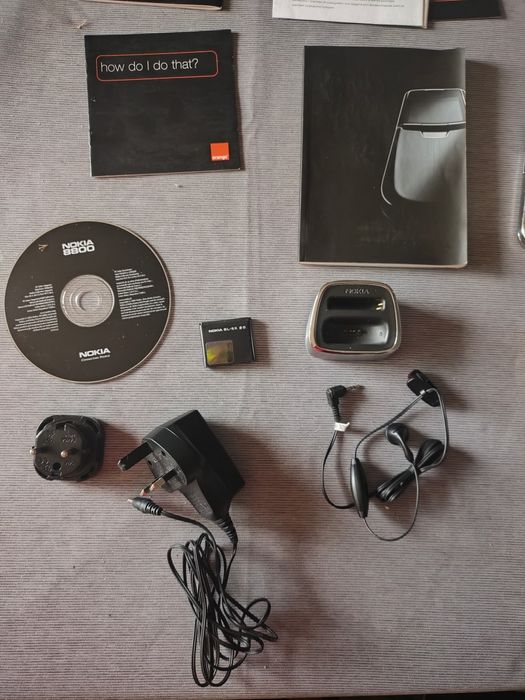 Nokia 8800 Classic Full box ( DECODAT, lifetimer 16.38)