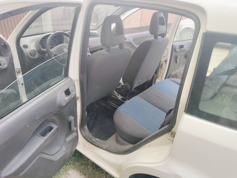 Vând fiat panda motor de 1.2 benzina