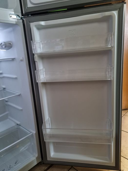 Frigider VORTEX Clasa E,Inox in stare perfectă