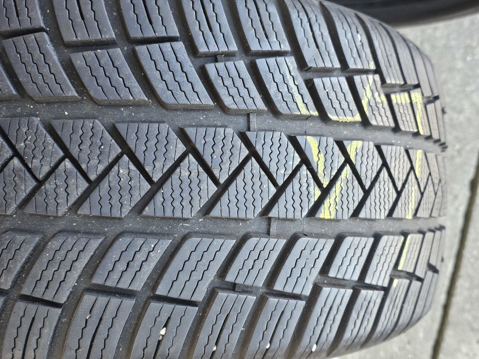 Vredestein cauciucuri premium 225 45 R18 de iarna M+S