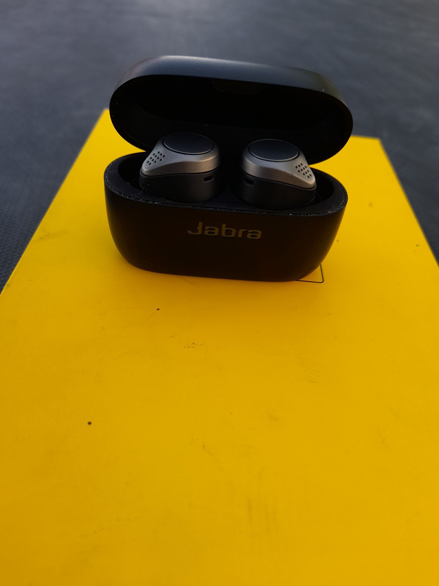 Vând Jabra elite 75t