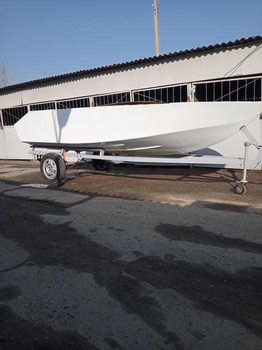 Продам катер, построенный по проекту север420