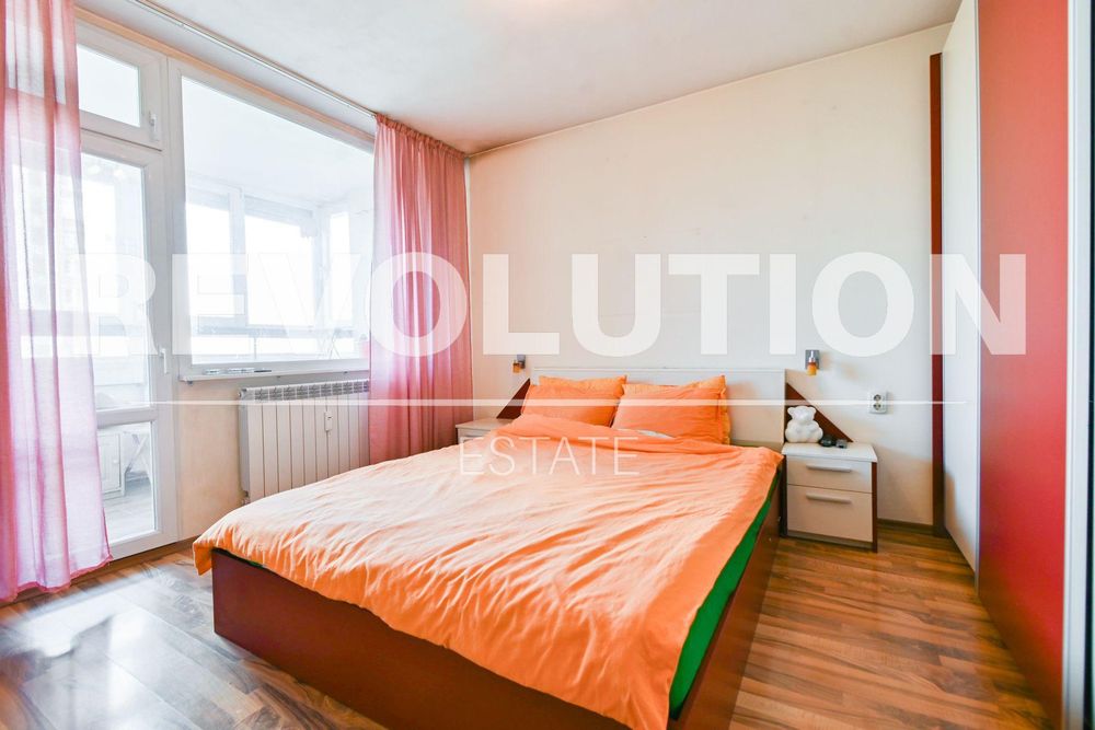 Дава се под наем Двустаен апартамент в София, Зона Б-18 - 80 кв.м за 613 € - Снимка #6