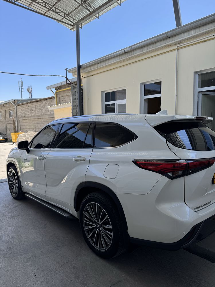 Toyota highlander