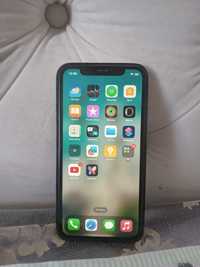 Продам iPhone Xr