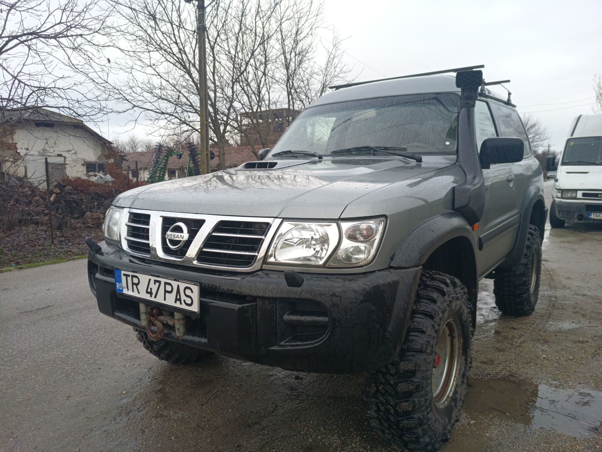 Nissan Patrol 3d autoutilitar