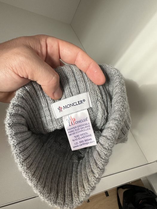 Caciula/Fes Moncler Originala