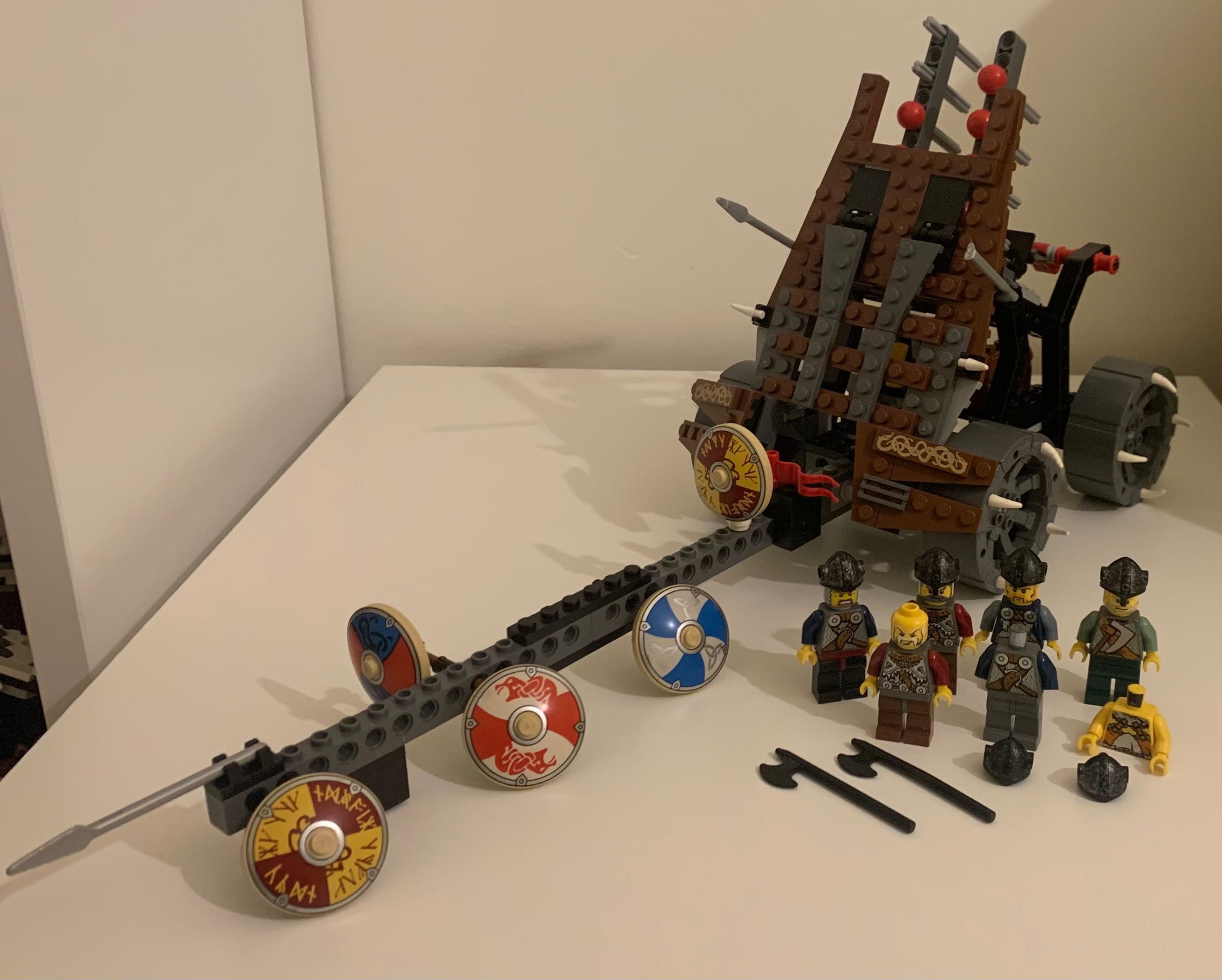 Lego The Tower of Orthanc, Knights Kingdom I + II, Castle and Vikings
