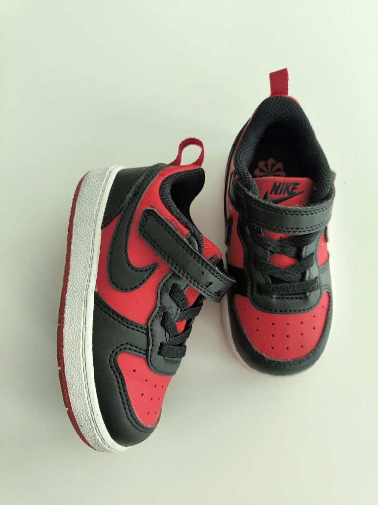 Маратонки Nike размер 23,5