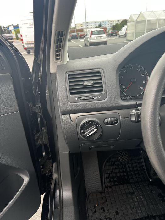 Volkswagen Golf V 2005  1.6 benzina