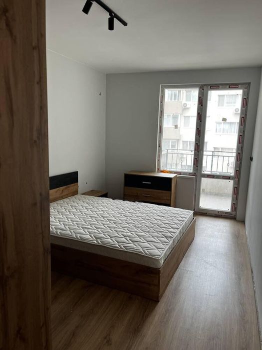 Дава се под наем Двустаен апартамент в Бургас, Меден рудник - зона В - 75 кв.м за 357 € - Снимка #2